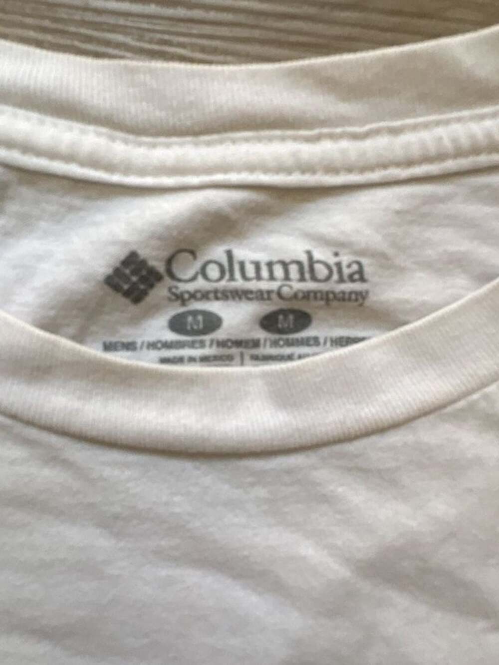 Vintage-Style Columbia PFG Keepin' It Reel Graphic T-Shirt Size Medium - Picture 4 of 5